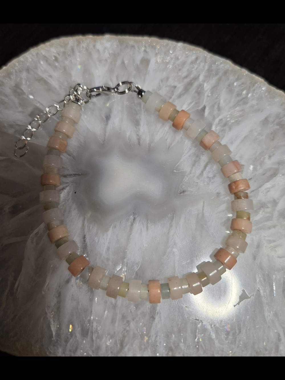 Peruvian Opal Heishi Bead Bracelet - Picture 1 of 2